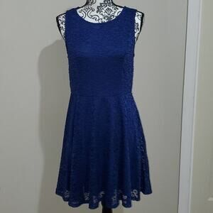 City triangles dress